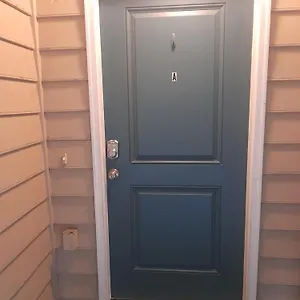 Cozy Contemporary 2br With Sofa Bed In The Office Apartment Seattle